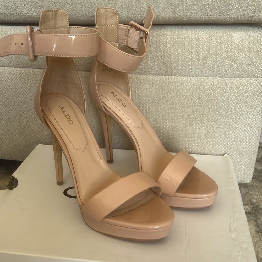Aldo TIRESA Stiletto heel Size 6.5 US, Nude